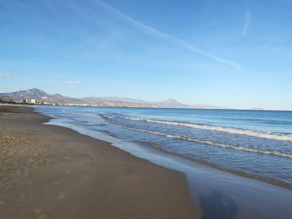 Playa San Juan Alicante Bagian luar foto